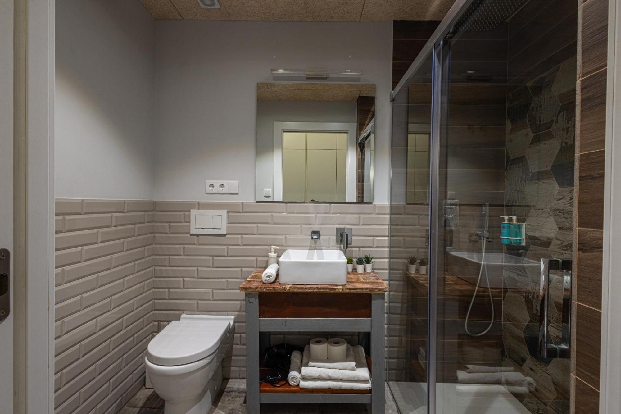 Florit Flats - Center Modern 1Br 2Bth Terrace Wi-Fi Ac Apartment Valencia Luaran gambar