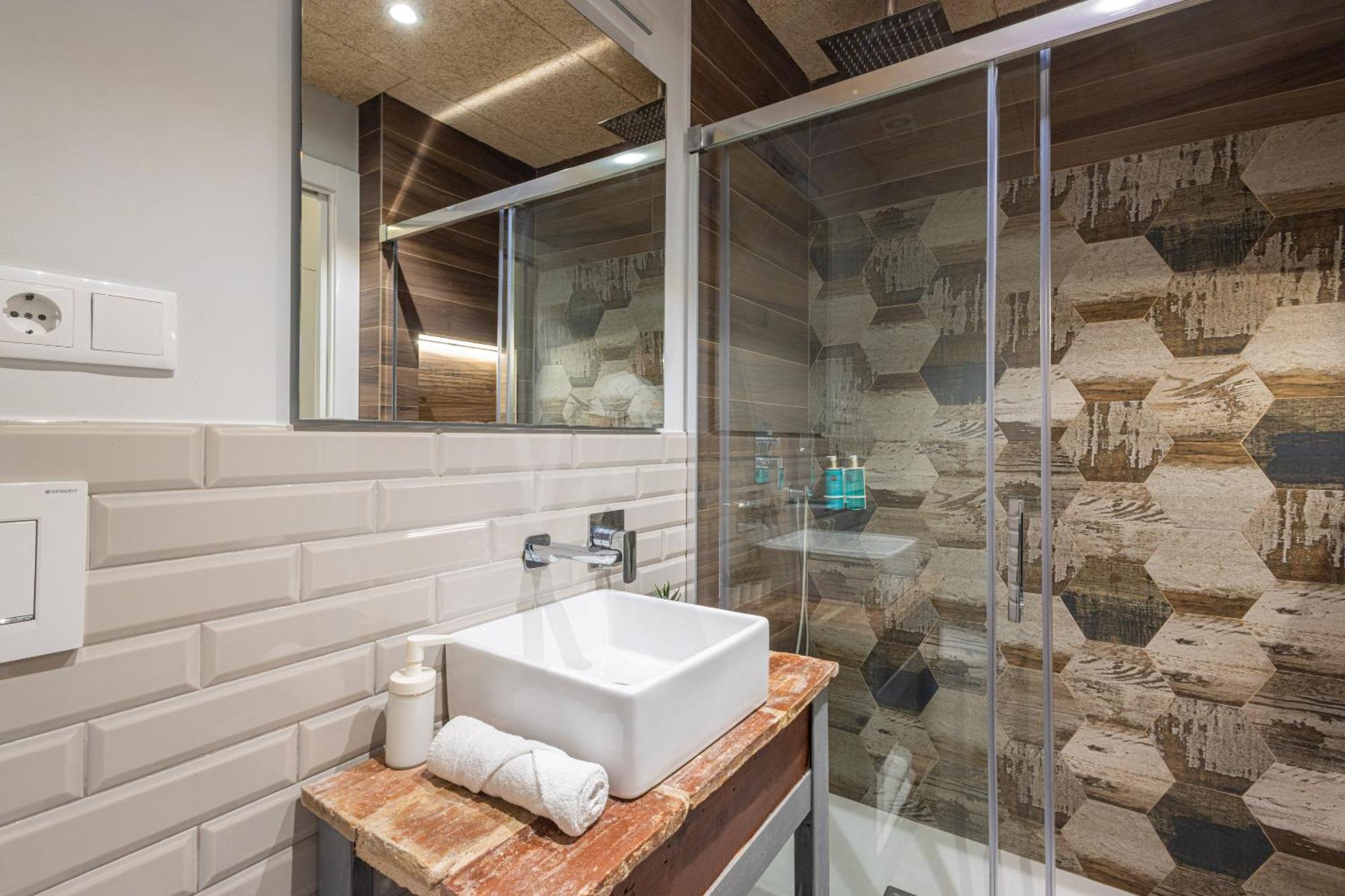 Florit Flats - Center Modern 1Br 2Bth Terrace Wi-Fi Ac Apartment Valencia Luaran gambar